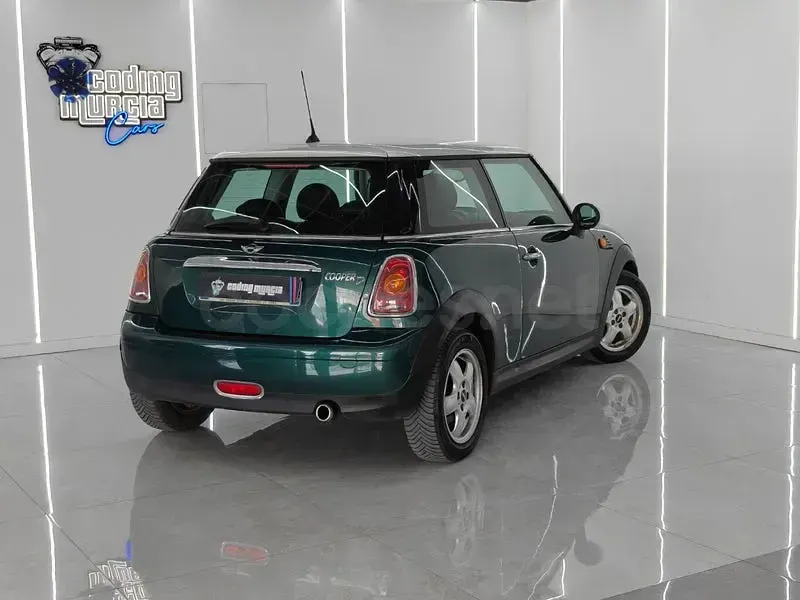 Usado Mini Cooper D 110 CV (80 kW) 2008 Verde Utilitario