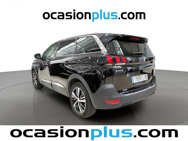 Usado Peugeot 5008 Allure 131 CV (96 kW) 2020 Negro SUV