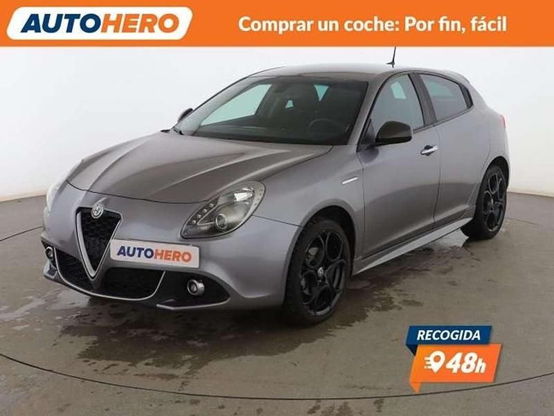 Usado Alfa Romeo Giulietta Super 120 CV (88 kW) 2020 Gris Utilitario