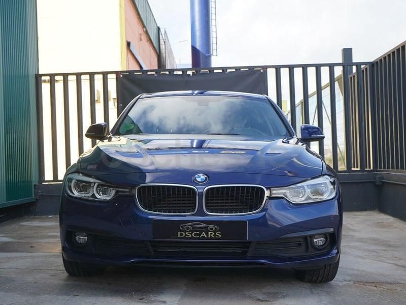 Usado BMW 318 Comfort Edition 150 CV (110 kW) 2018 Azul Berlina