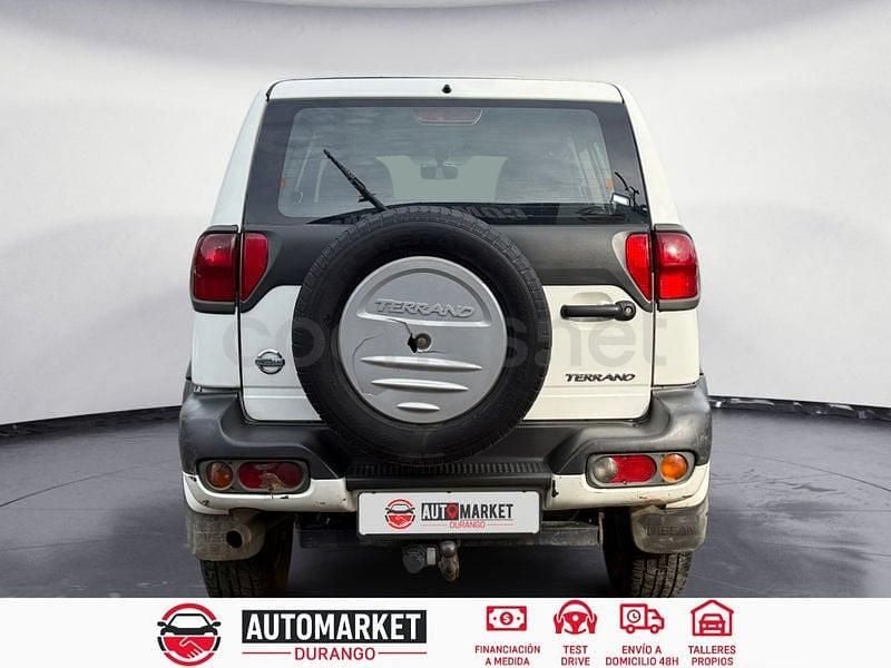 Usado Nissan Terrano 125 HP (91 kW) 2006 Branco SUV