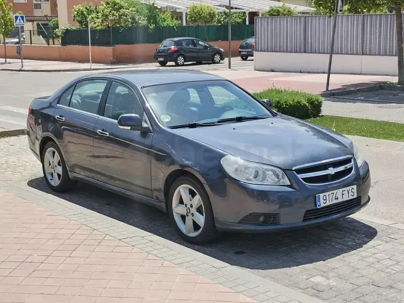 Usado Chevrolet Epica 150 CV (110 kW) 2007 Negro Berlina