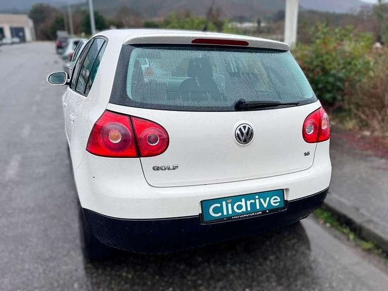 Usado VW Golf V Advance 102 CV (75 kW) 2007 Blanco Berlina