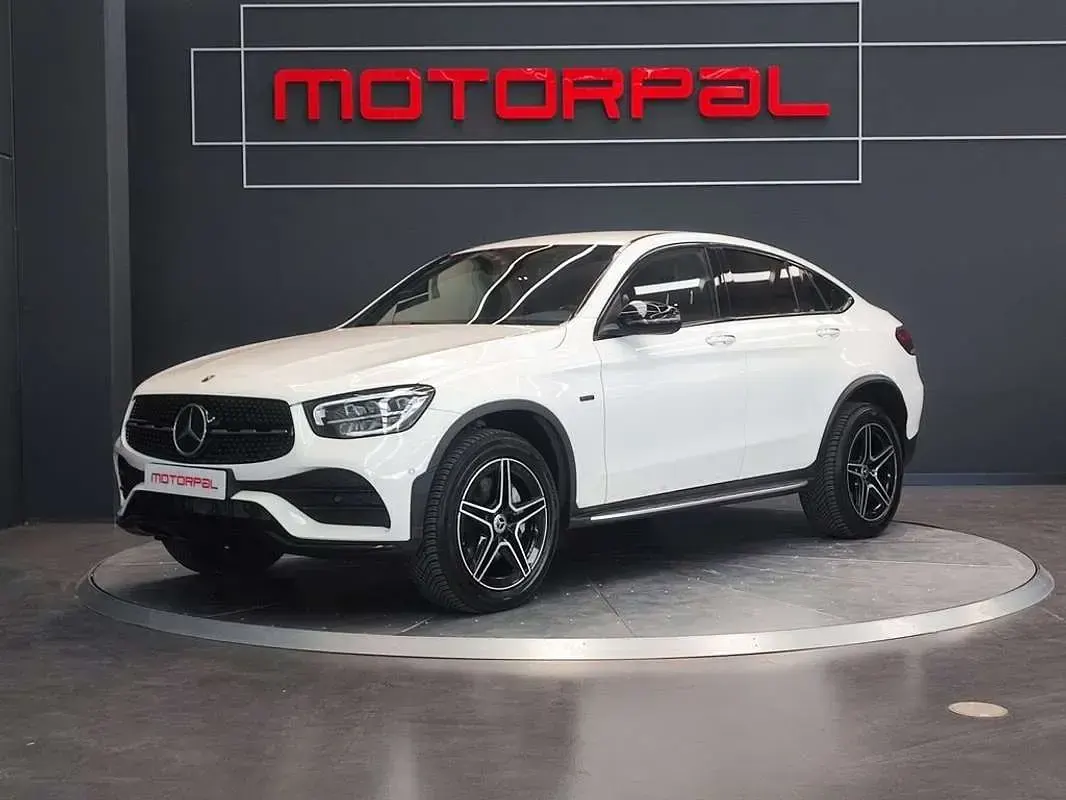 Usado Mercedes GLC300 245 CV (180 kW) 2020 Blanco SUV
