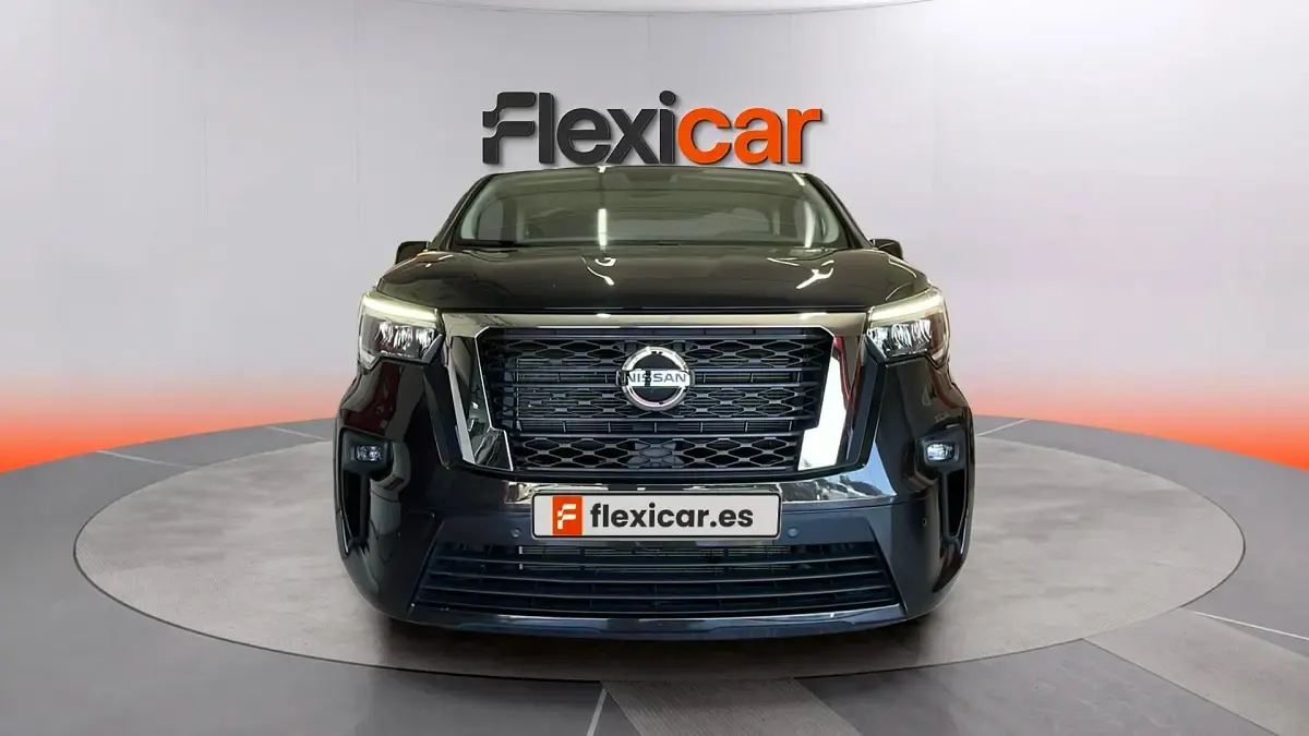 Usado Nissan Primastar N-Connecta 110 CV (80 kW) 2023 Negro Monovolumen