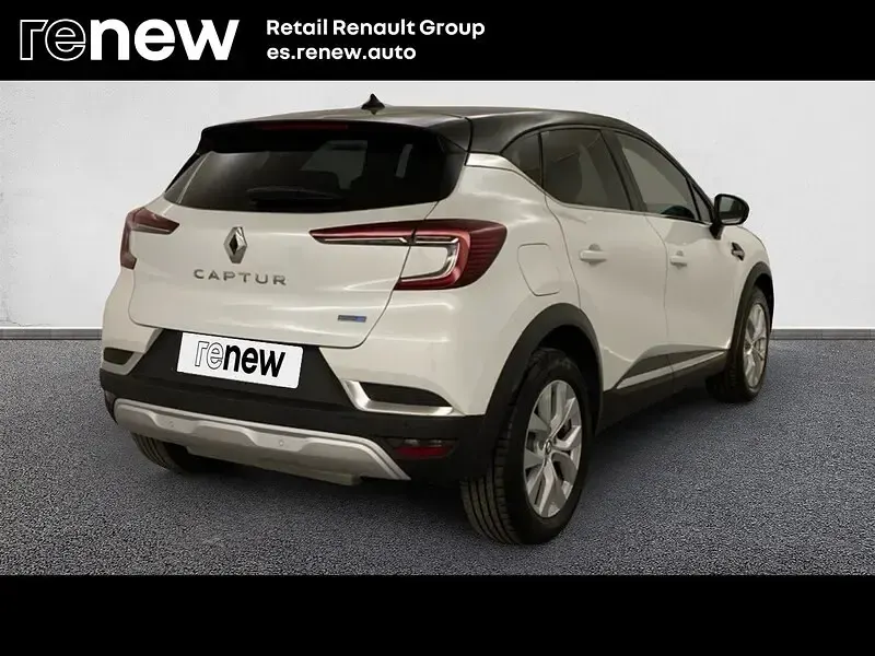 Usado Renault Captur Zen 160 CV (117 kW) 2022 Blanco SUV