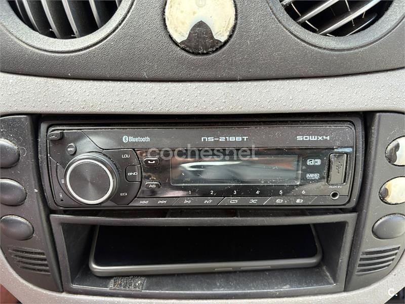 Gris / plata Usado 2003 Citroën C3 Utilitario | 1500 € (Precio justo) - Imagen 1/4