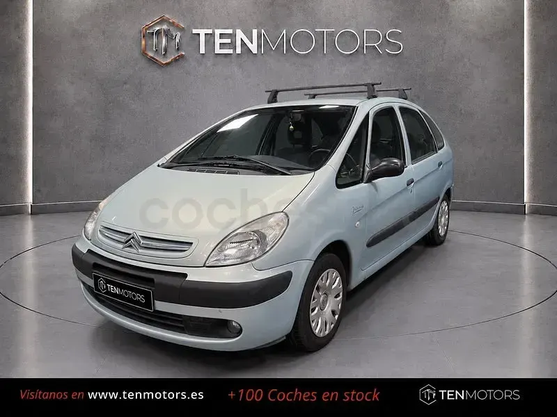 Usado Citroën Xsara Picasso 90 CV (66 kW) 2005 Gris / plata Monovolumen