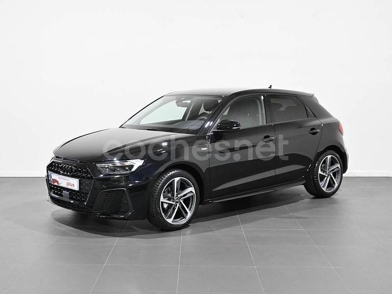 Negro Usado 2025 Audi A1 Sportback Black Edition Utilitario | 27.700 € (Precio justo) - Imagen 1/4