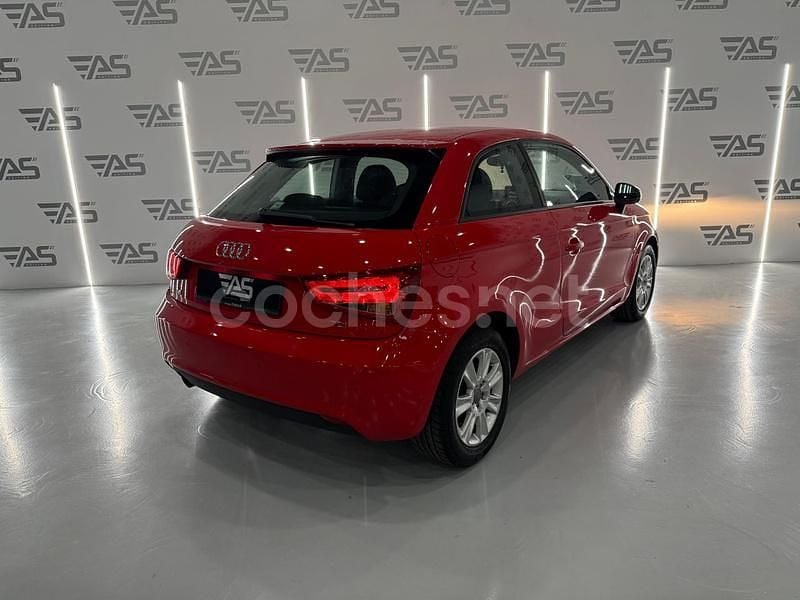 Usado Audi A1 90 CV (66 kW) 2013 Rojo Utilitario