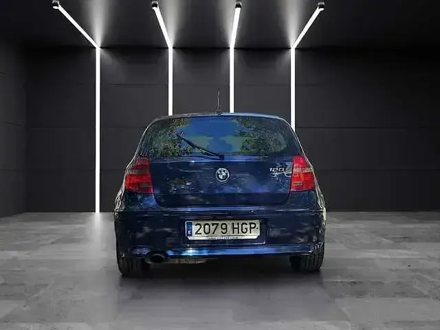 Usado BMW 120 170 CV (125 kW) 2010 Azul Utilitario