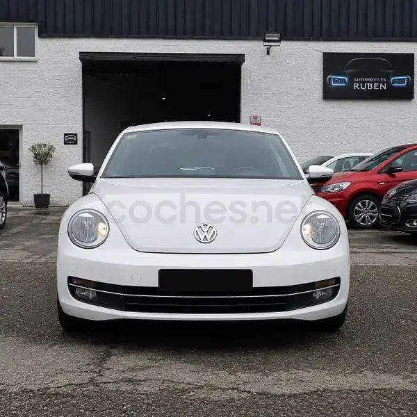 Usado VW Beetle Design 105 CV (77 kW) 2012 Blanco Utilitario