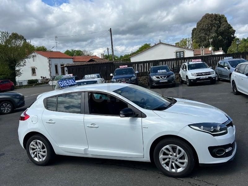 Usado Renault Mégane Business 95 CV (69 kW) 2014 Blanco Berlina