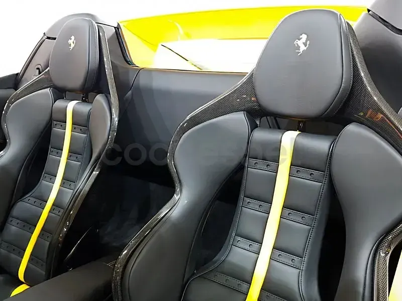 Nuevo Ferrari 296 830 CV (610 kW) 2025 Amarillo Coupe