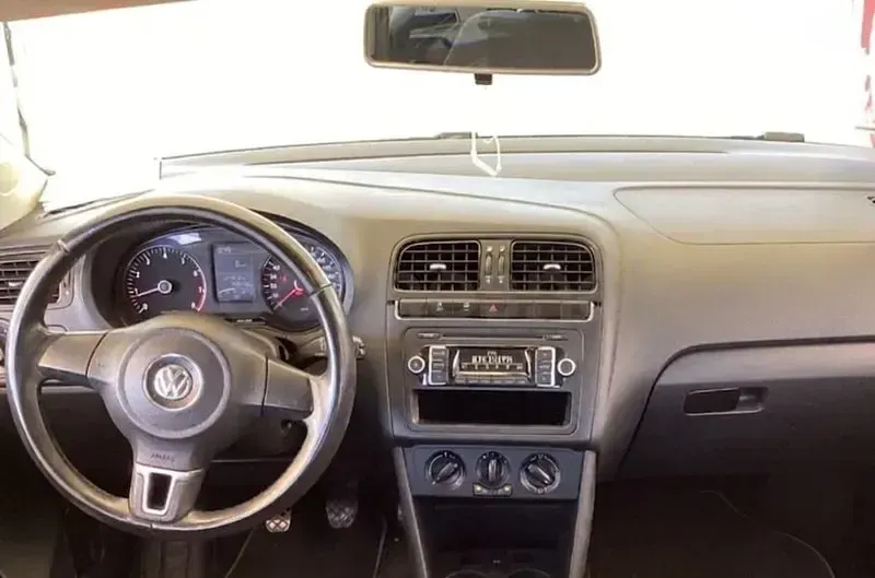 Usado VW Polo Advance 90 CV (66 kW) 2012 Blanco Utilitario