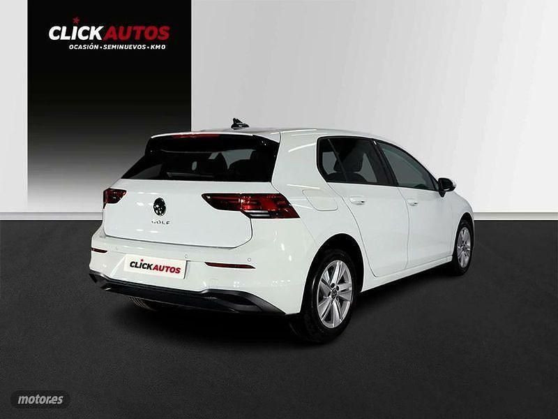 Usado VW Golf VIII Life 110 CV (80 kW) 2023 Blanco Berlina