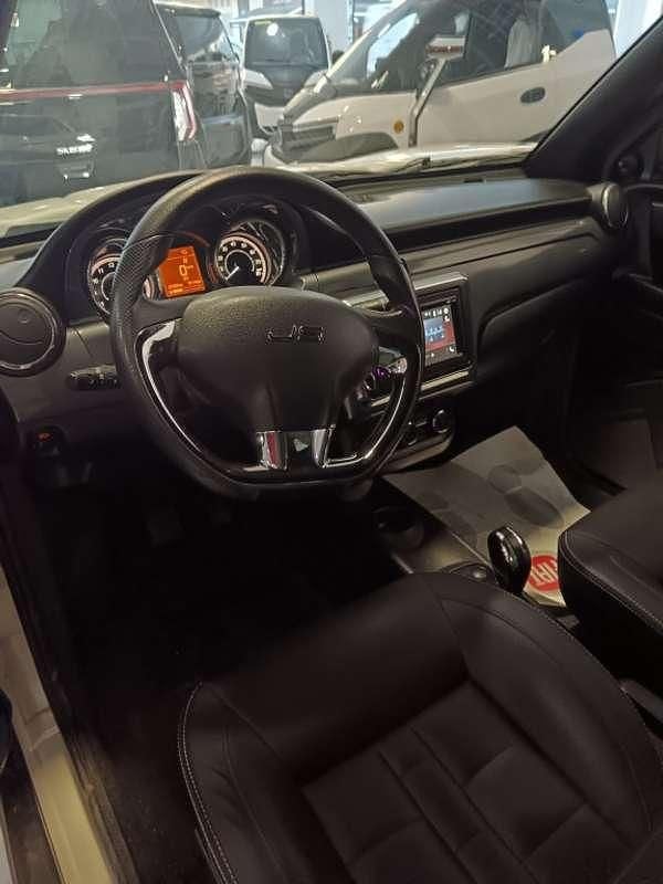 Usado Ligier JS60 11 CV (8 kW) 2021 Blanco Utilitario