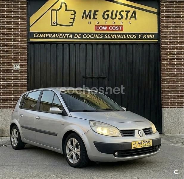 Usado Renault Scénic II Authentique 100 CV (73 kW) 2005 Gris / plata Monovolumen