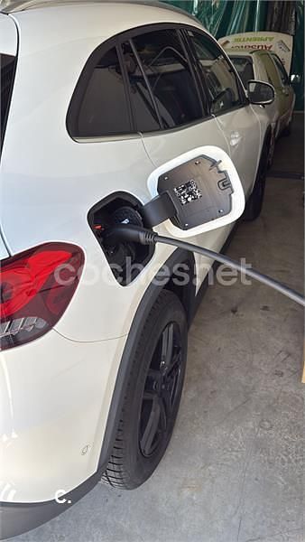 Blanco Usado 2021 Mercedes GLA250 SUV | 29.500 € (Super precio) - Imagen 1/4