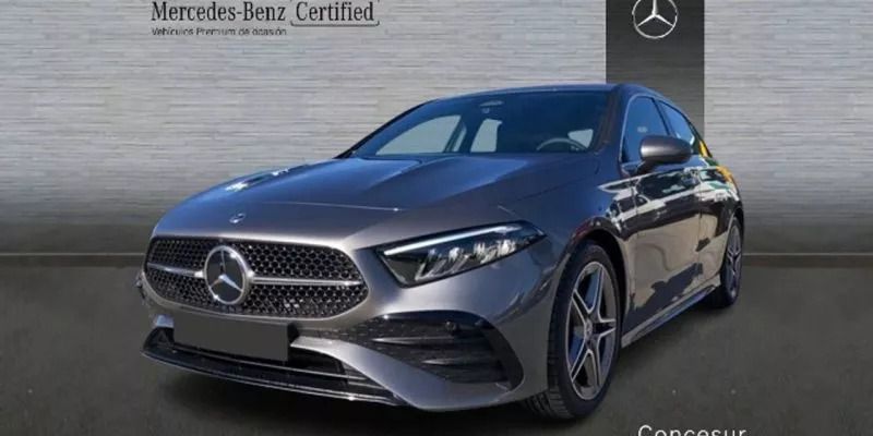 Gris Usado 2024 Mercedes A180 | 32.500 € (Precio justo) - Imagen 1/2