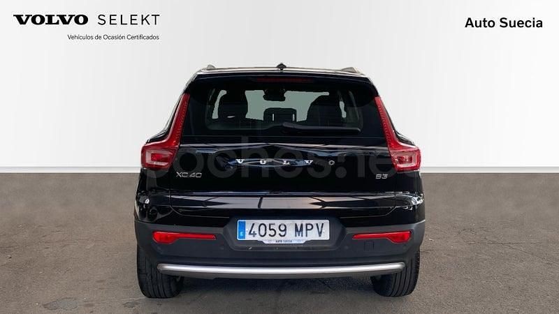 Usado Volvo XC40 Core 163 CV (119 kW) 2024 Negro SUV