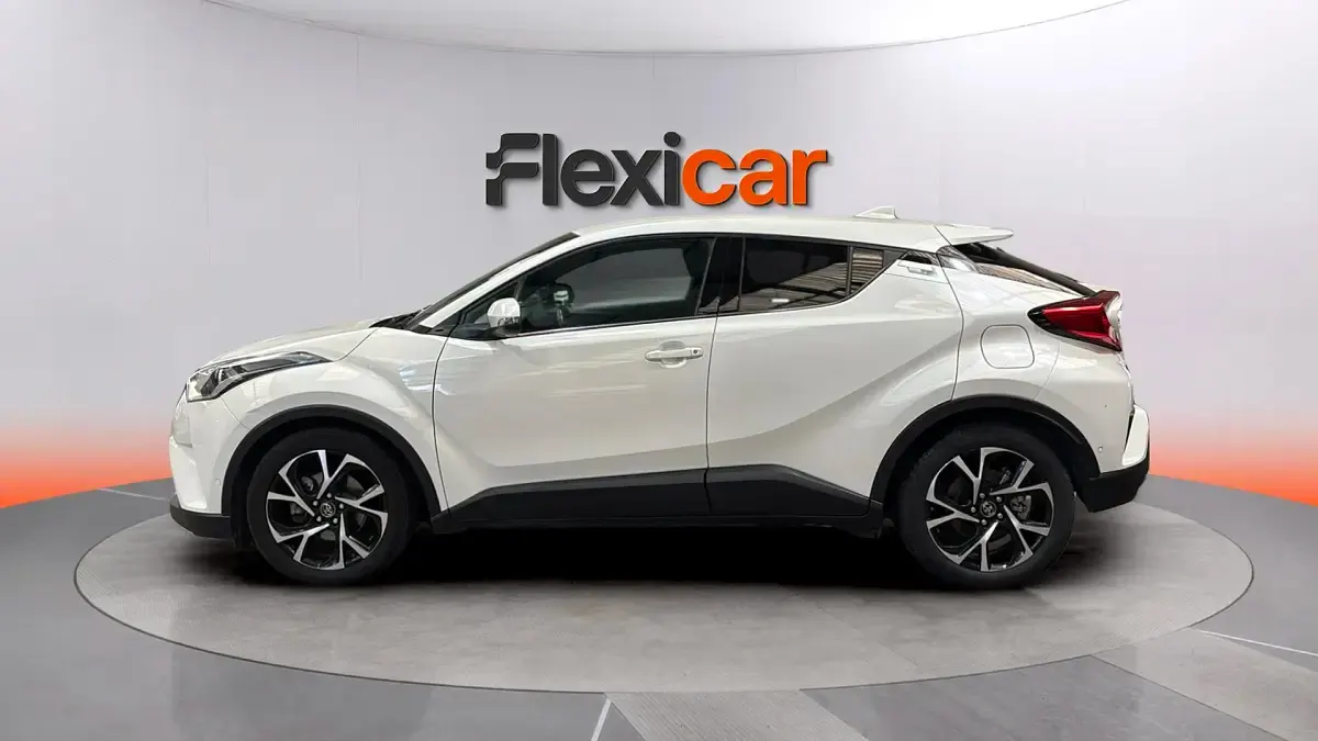 Usado Toyota C-HR Advance 122 CV (89 kW) 2019 Blanco SUV