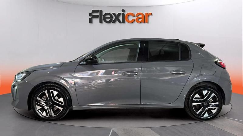 Usado Peugeot 208 Allure 101 CV (74 kW) 2025 Gris Utilitario