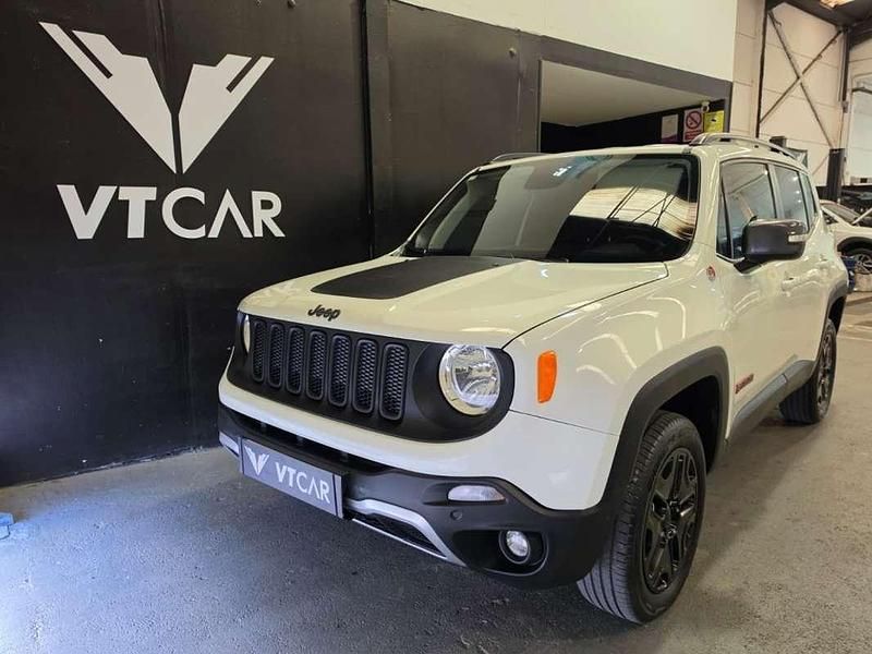 Usado Jeep Renegade Trailhawk 170 CV (125 kW) 2018 Blanco SUV