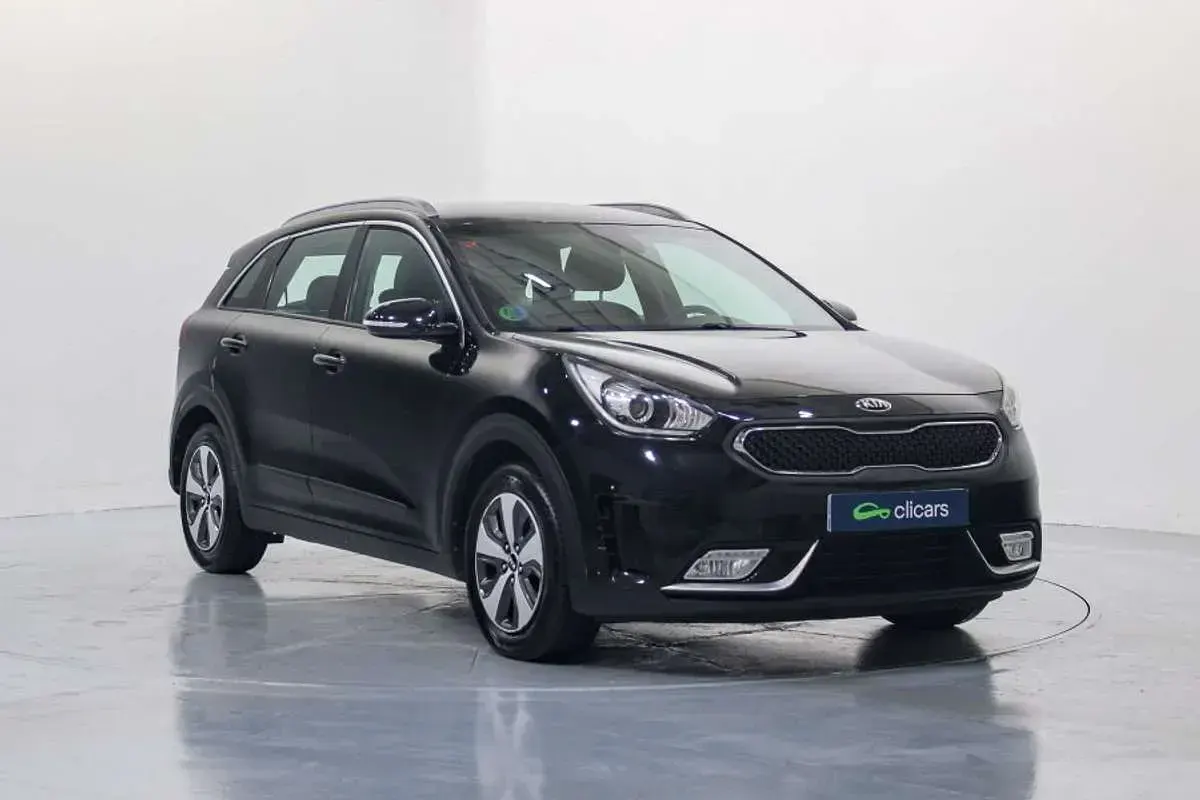 Używany Kia Niro 105 KM (77 kW) 2017 Czarny SUV