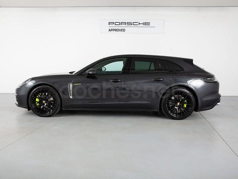 Usado Porsche Panamera Sport Turismo 462 CV (339 kW) 2023 Gris / plata Familiar