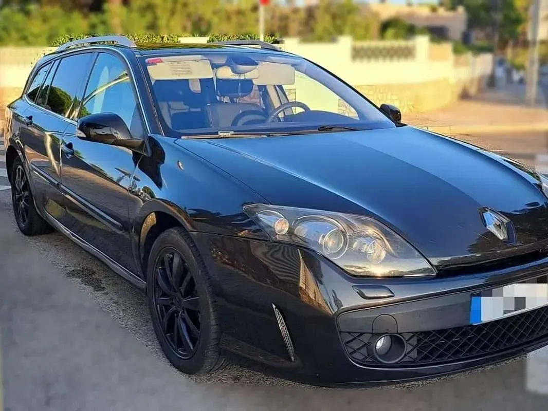 Usado Renault Laguna III GT 150 CV (110 kW) 2010 Negro Familiar