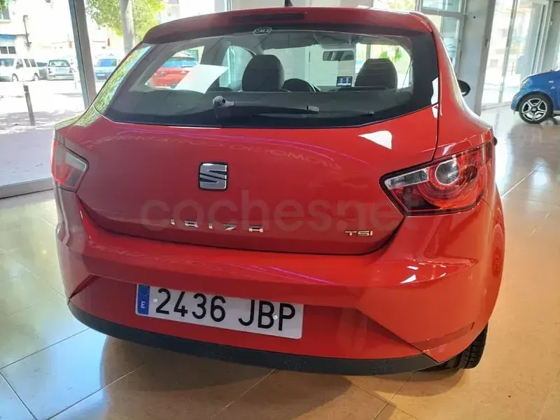 Usado Seat Ibiza SC I-Tech 85 CV (62 kW) 2014 Rojo Utilitario