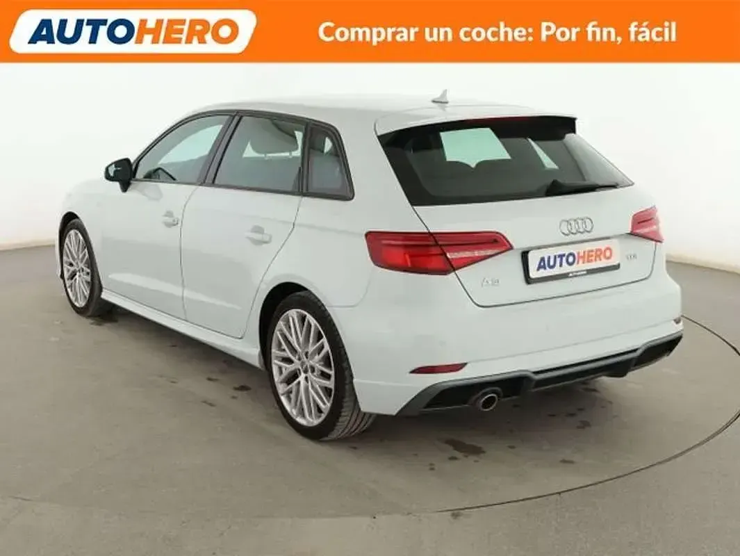 Usado Audi A3 116 CV (85 kW) 2017 Blanco Berlina