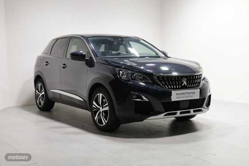 Usado Peugeot 3008 Allure 131 CV (96 kW) 2020 Negro SUV