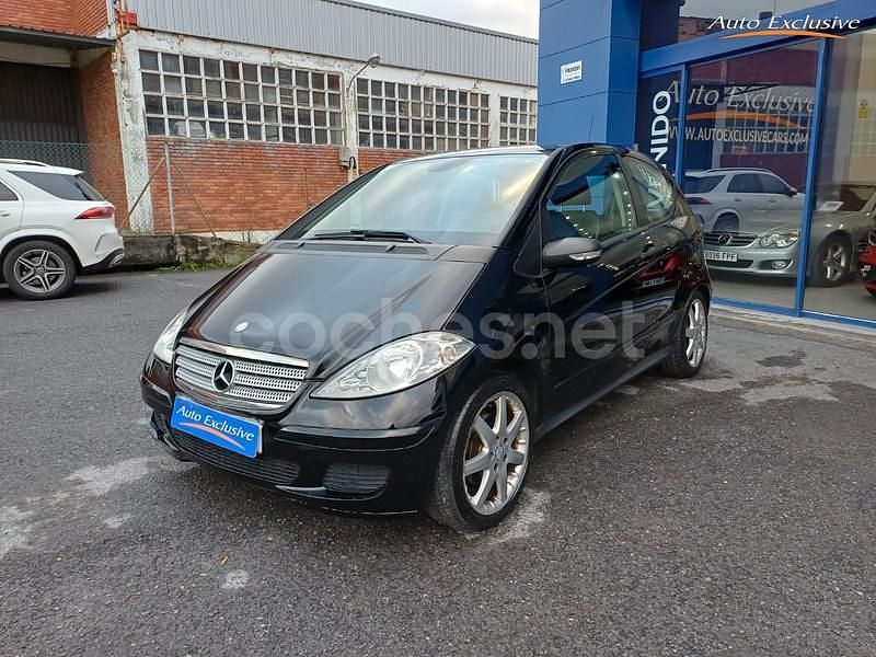 Käytetty Mercedes A180 Avantgarde 109 HP (80 kW) 2008 Musta Sedan
