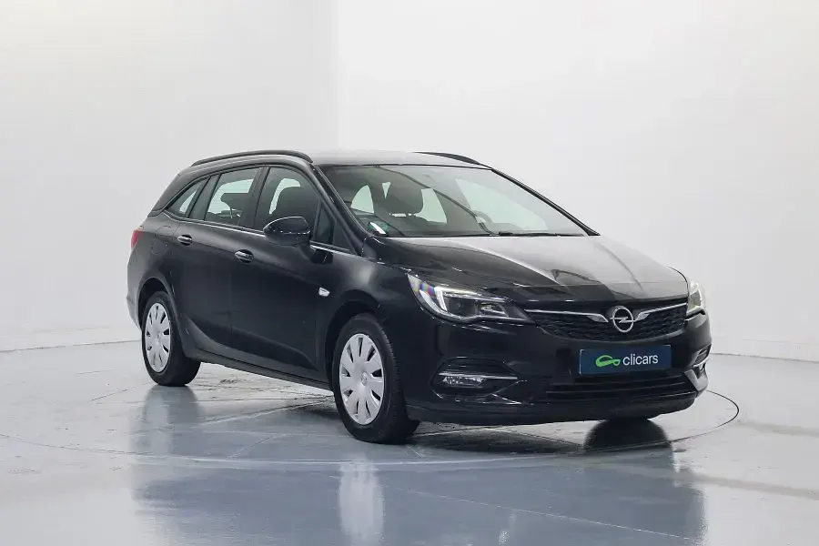 Usado Opel Astra S 105 CV (77 kW) 2021 Negro Familiar