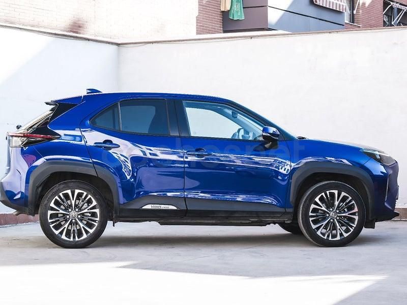 Usado Toyota Yaris Cross Plus 116 CV (85 kW) 2022 Azul SUV