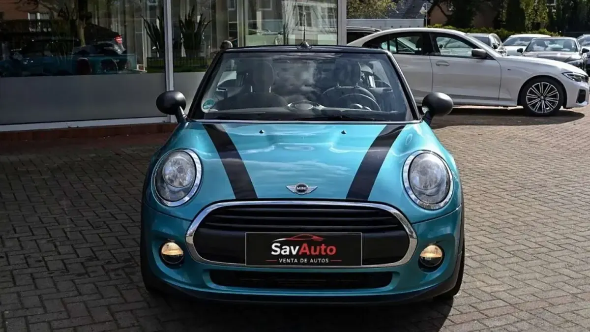 Usado Mini One Cabriolet 102 CV (75 kW) 2016 Verde Descapotable