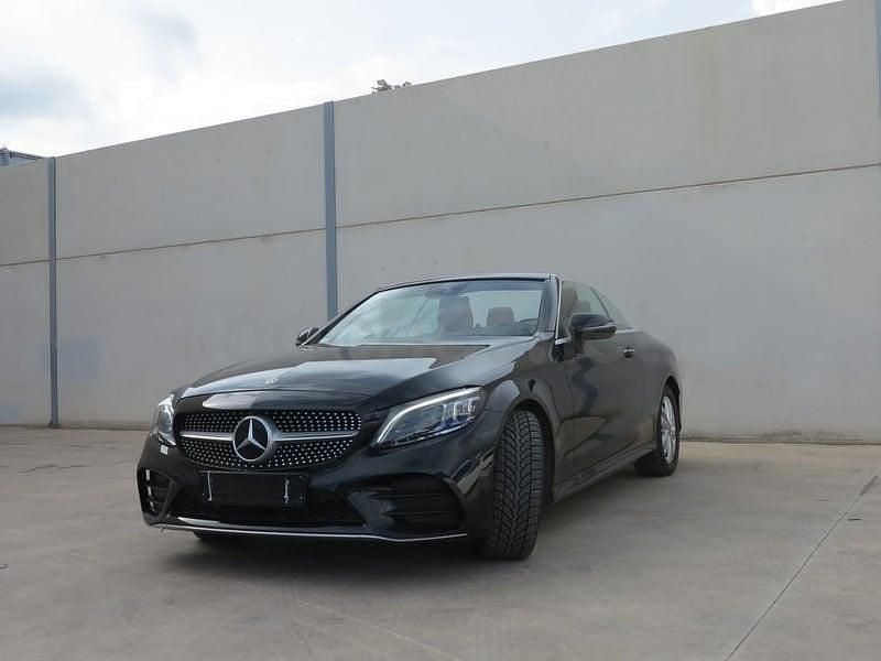 Usado Mercedes C300 258 CV (189 kW) 2019 Negro Descapotable