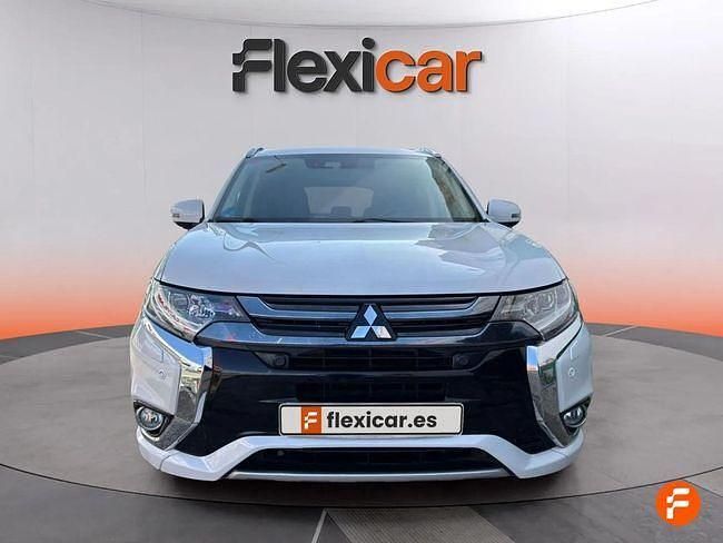 Usado Mitsubishi Outlander P-HEV 203 CV (149 kW) 2017 Blanco