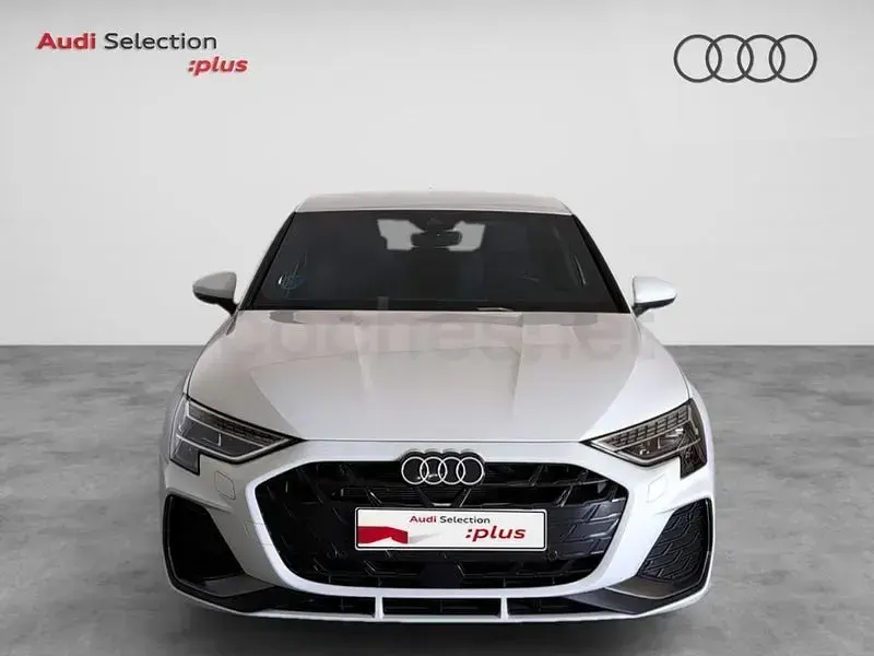 Usado Audi A3 S-Line 150 CV (110 kW) 2025 Blanco Berlina