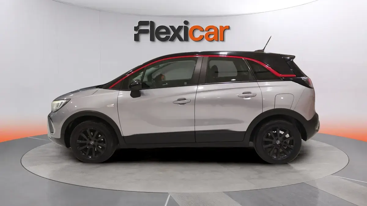 Usado Opel Crossland GS Line 110 CV (80 kW) 2021 Gris SUV