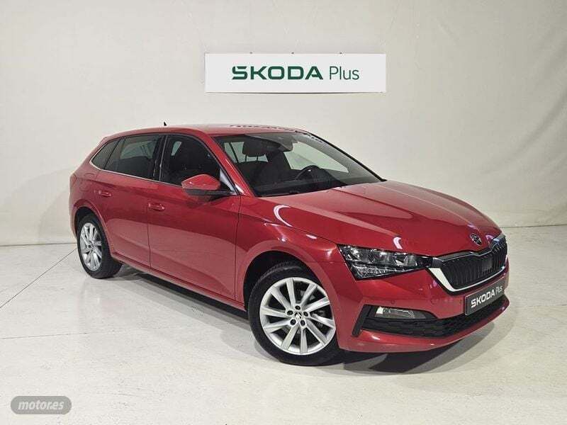 Rojo Usado 2022 Skoda Scala Style Utilitario | 18.000 € (Precio justo) - Imagen 1/4