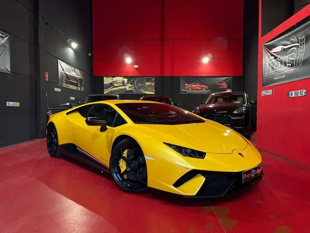 Usado Lamborghini Huracán 609 CV (447 kW) 2016 Amarillo Coupe