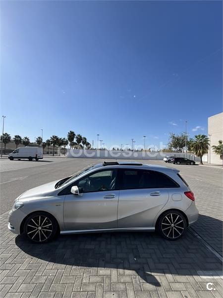 Gris / plata Usado 2012 Mercedes B180 Monovolumen | 12.000 € (Caro) - Imagen 1/2