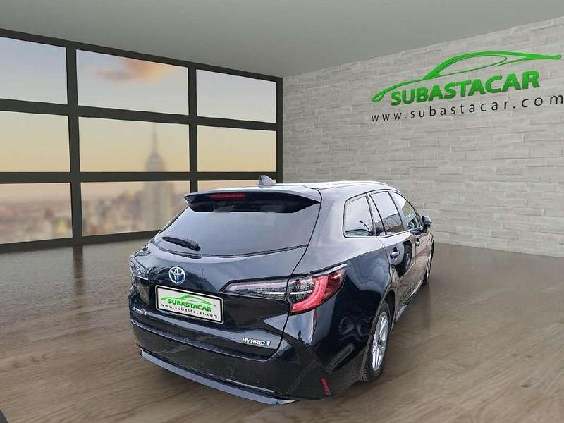 Usado Toyota Corolla Business Edition 122 CV (89 kW) 2021 Negro Familiar