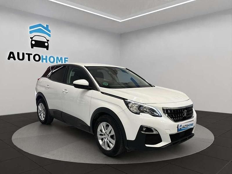 Usado Peugeot 3008 Active 131 CV (96 kW) 2018 Blanco SUV