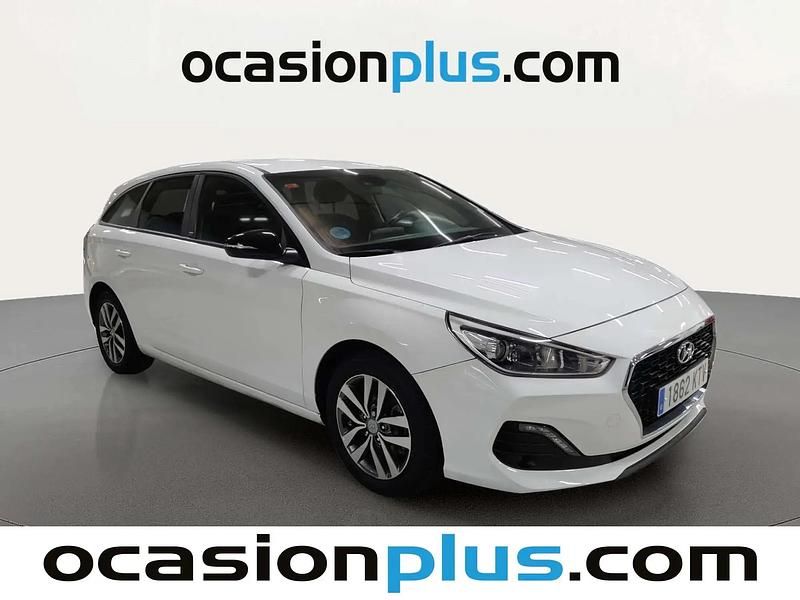 Brugt Hyundai i30 GO! 120 HK (88 kW) 2019 Hvid Stationcar