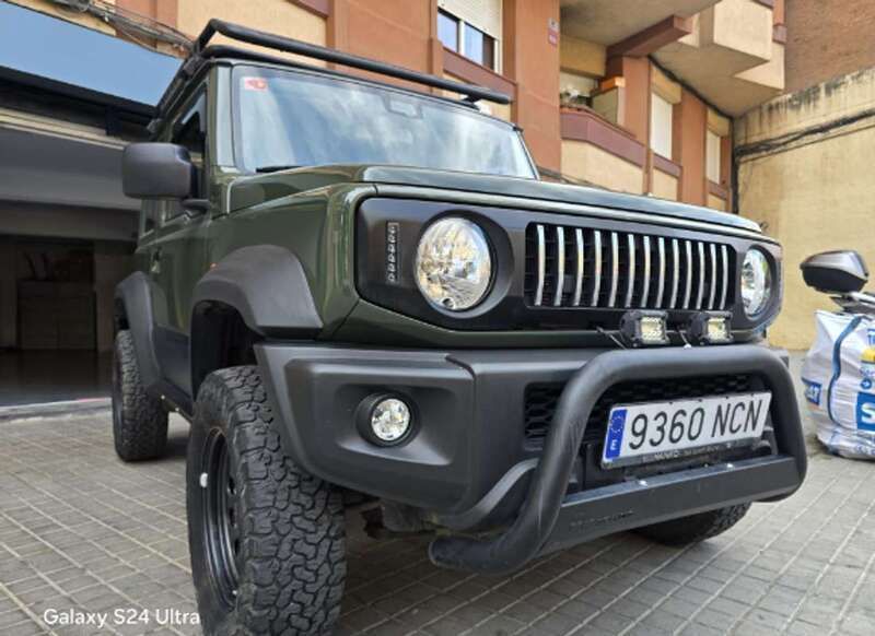 Usado Suzuki Jimny 102 CV (75 kW) 2020 Verde SUV
