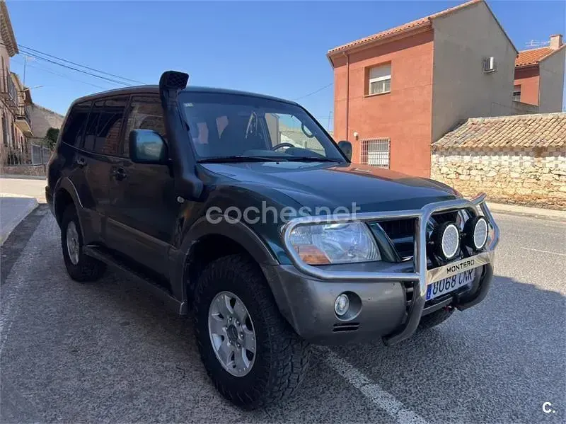 Usado Mitsubishi Montero 160 CV (117 kW) 2003 Verde SUV